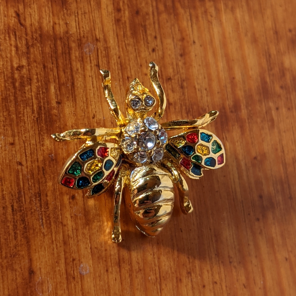 Vintage Bee Brooche